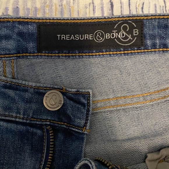 Men’s Distressed Treasure and Bond Jeans (31x32) - Picture 4 of 5